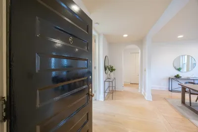 58 Dwight St #6