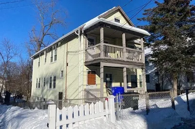 115 Bennet St #1