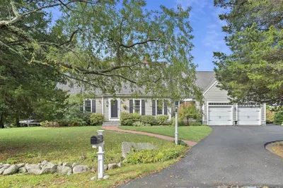 3 Jones River Dr 1