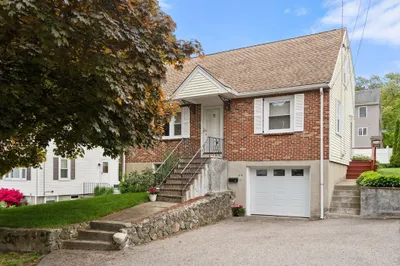11 Emmeline Ave