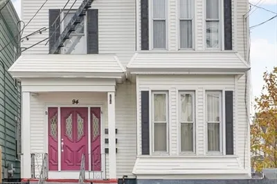 94 Rockland Street #3
