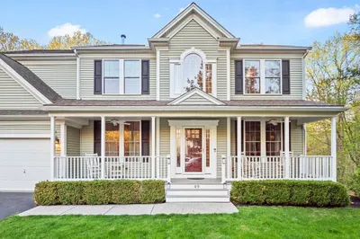 49 Garnet Circle