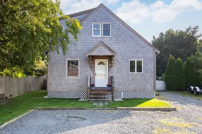 6 Stearns Ave #B 1