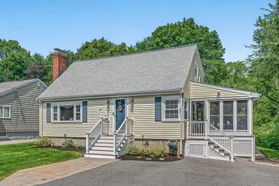68 Hawley Road