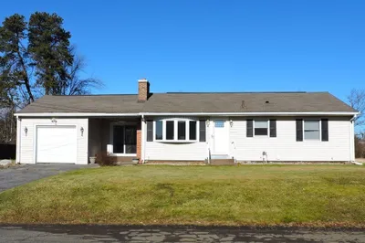 138 Ridgeview Cir 1