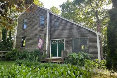 104 Waterhouse Rd 1