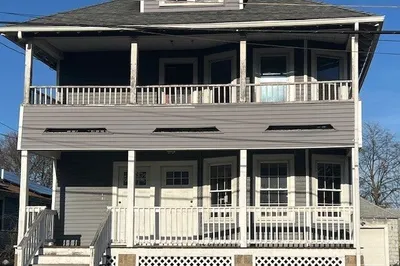 107 Myrtle St