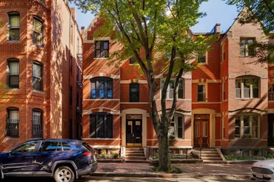 21 Wellington St #1