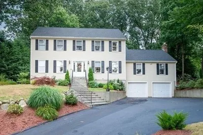 95 Anderson Rd 1
