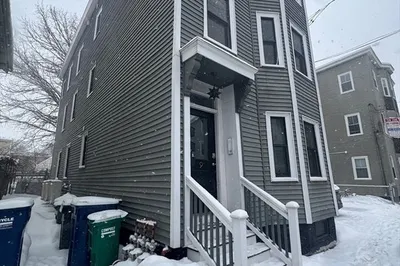 9 Harding St #3