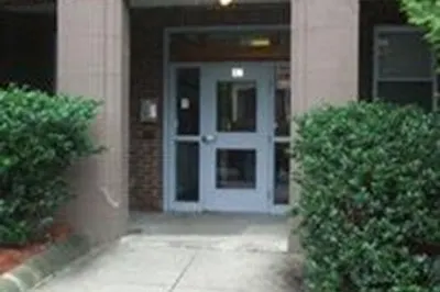 45 Ashford St #17