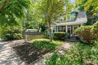 8 Sanborn Ave 1