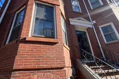 2 Pacific St