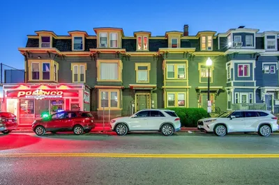 276 Broadway