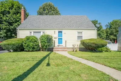 323 Lowell Street