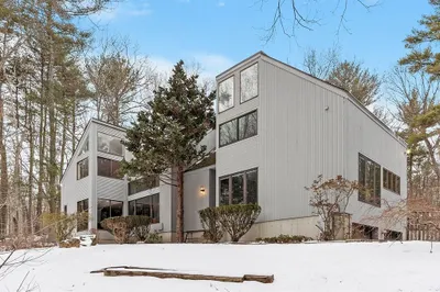 91 Laurelwood Drive 1