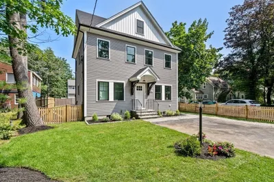 504 Hudson Road 1