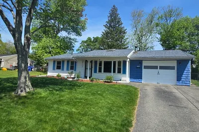 44 Leahy Rd 1