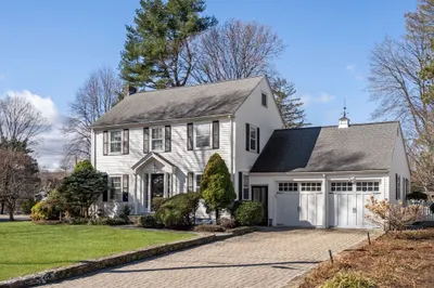 2 Cavanagh Rd