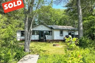 5 Maguire Rd