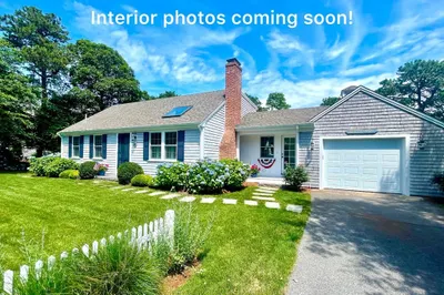 26 Monomoit Ln 1