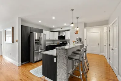 244 Main St #5