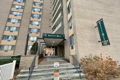 1025 Hancock Street #1P