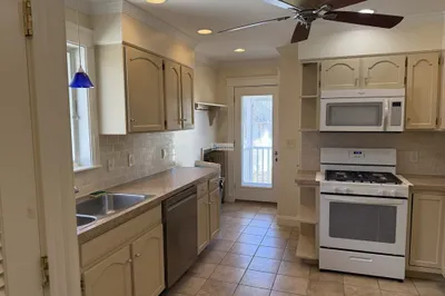 49 Winter St #2