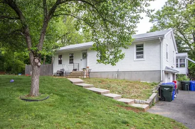 281 Bolton St 1