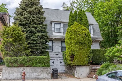 25 Browning Rd 1