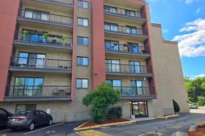 292 Salem St #308