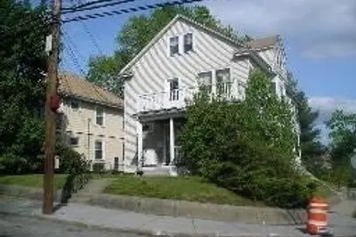 97 Lexington St #2