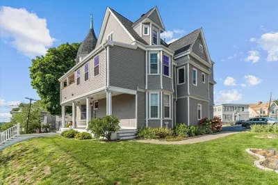 155 Franklin Ave #3