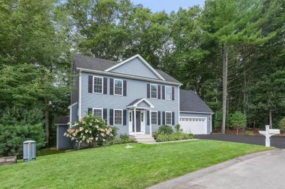 17 Clover Ct 1