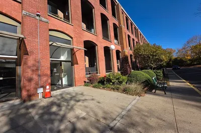 96 Old Colony Ave #318 1