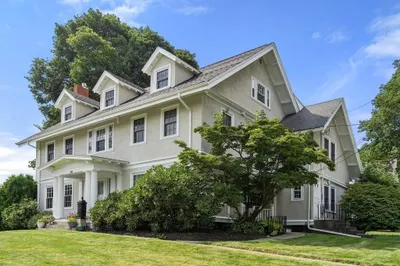 66 Bradlee Road 1