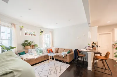 31 Pleasant St #2 1