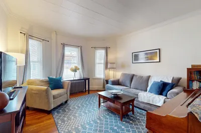 29 Montgomery St #1A 1