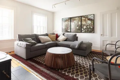 61 Otis St #3 1
