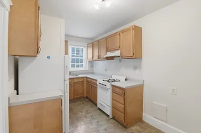 17 Greenleaf Street #12 1