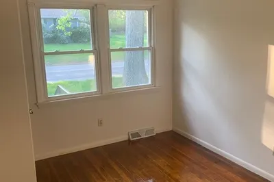 30 Farm St 1