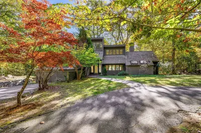 53 Lawrence Rd 1