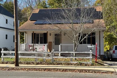421 Charlton St