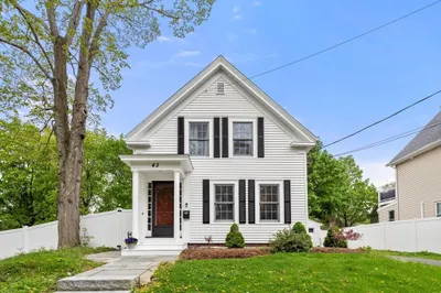 43 Village St 1