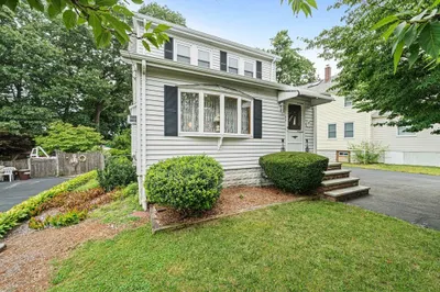 45 Elinor Rd 1