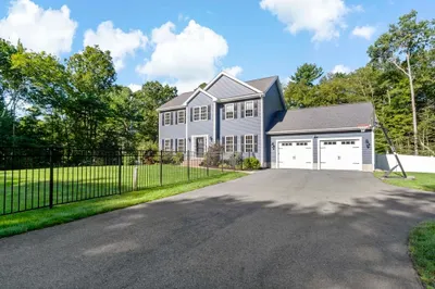 62 Reservoir Ave 1