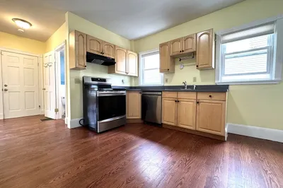 72 Winchester St #1