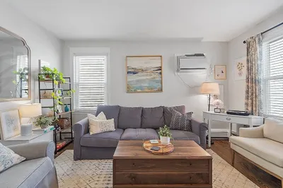 74 Webster St #2