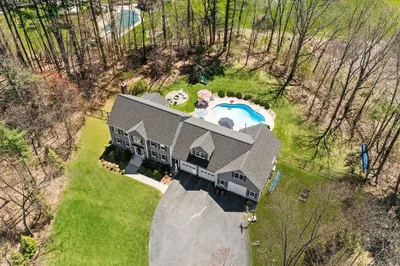 14 Stoney Stream Ln 1