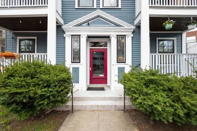 10 Bowdoin Street #2 1